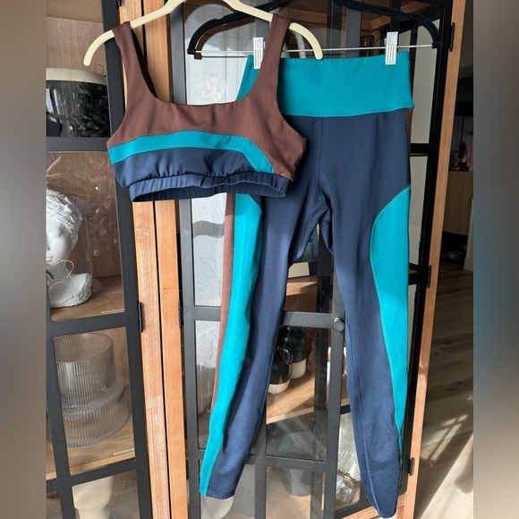 Eleven Venus Williams workout set sports bra high rise leggings navy chocolate - Picture 1 of 9